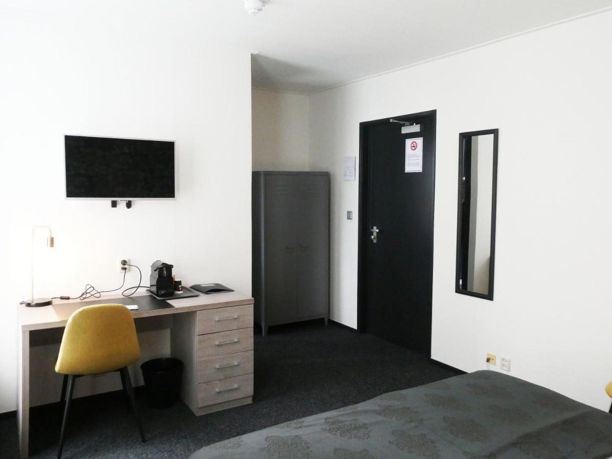 Café Restaurant De Posthoorn 3*