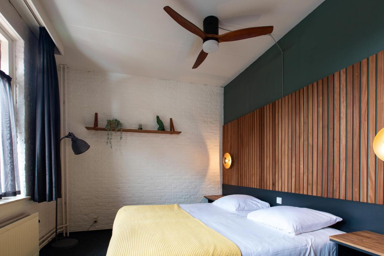Hotel Café Restaurant De Posthoorn 3*