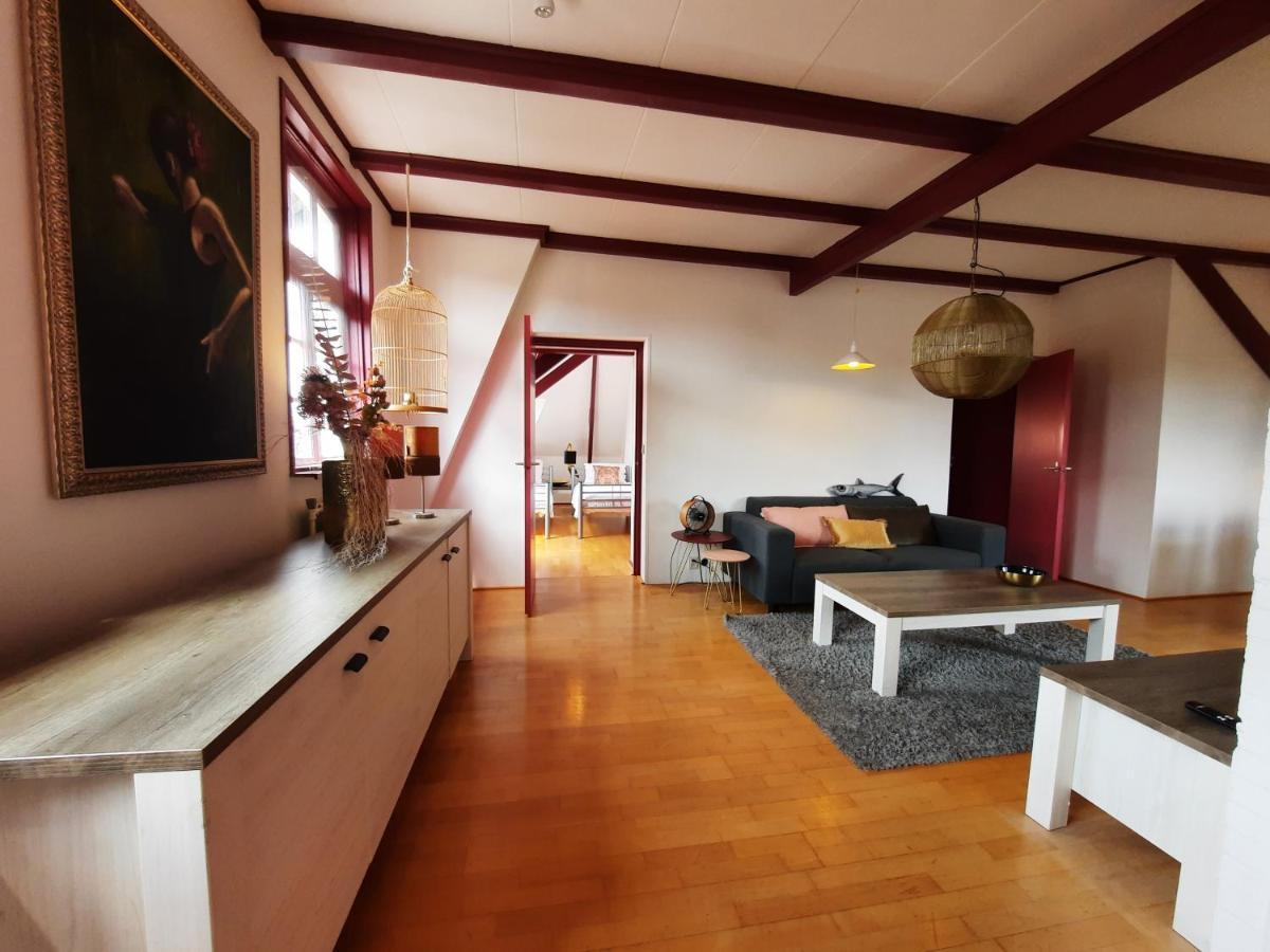 Café Restaurant De Posthoorn 3*